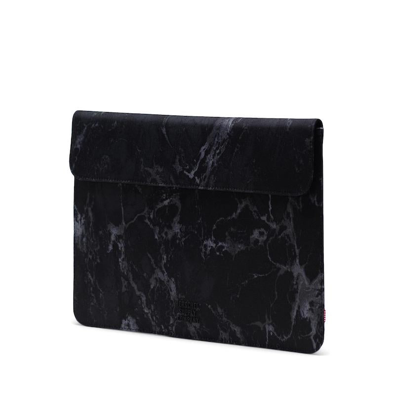 HERSCHEL Spokane Sleeve Black Marble MB 15/16