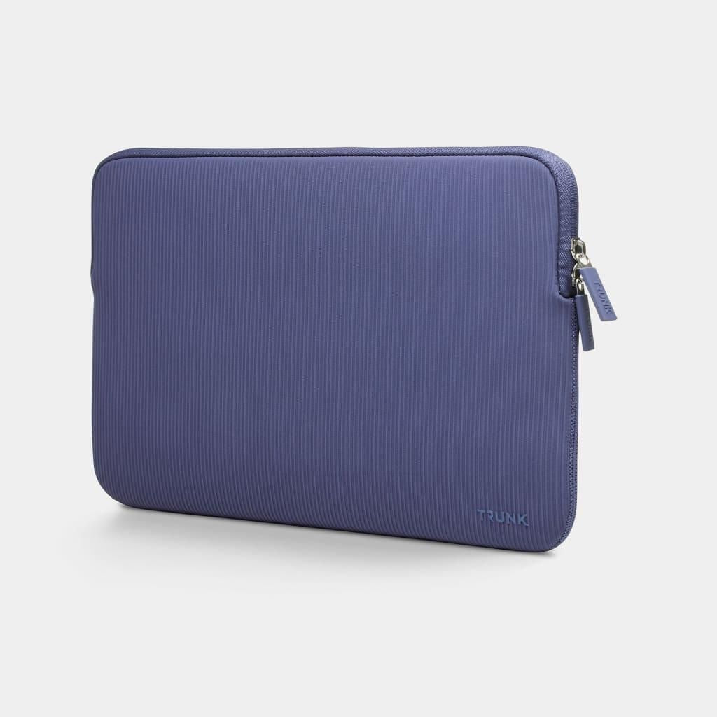 Bolsa em veludo canelado para MacBook Pro 13 e  MacBook Air (2022) - Azul mirtilo